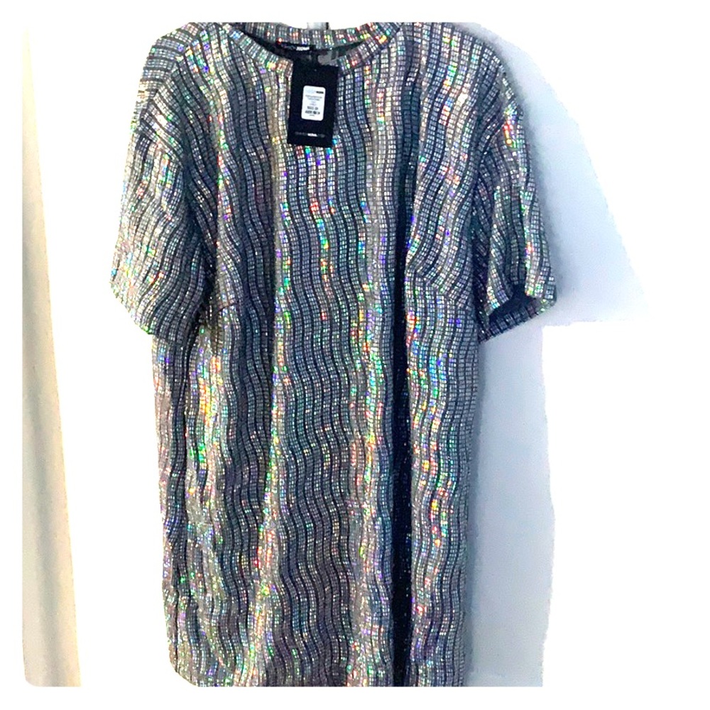 Sparkly T-shirt 👗